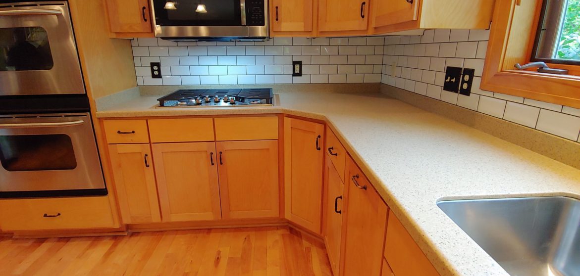 kitchen-subway-tile-backsplash-5
